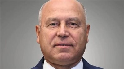 دفعت تذكرة المونوريل رغم التشغيل المجاني.. والمشروع نقلة نوعية بمصر- نبض مصر