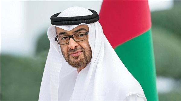 رئيس الدولة يتلقى رسالة خطية من رئيس سنغافورة تسلمها عبدالله بن زايد