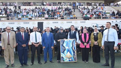 رئيس جامعة بنها يكرم المبدعين ويؤكد دعم المواهب الطلابية في فعالية مميزة- نبض مصر