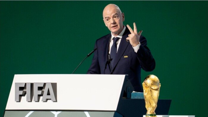 رئيس "فيفا" يؤكد مشاركة إيران في مونديال 2026