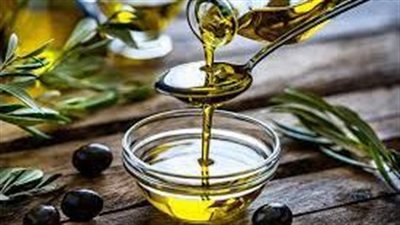زيت الزيتون يدعم صحة الدماغ ويُحسن توازن الأمعاء
