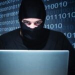 سقوط شبكة دولية لسرقة بيانات البطاقات عبر تذاكر وهمية وغسل الأموال بالكريبتو