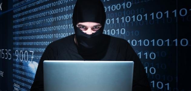 سقوط شبكة دولية لسرقة بيانات البطاقات عبر تذاكر وهمية وغسل الأموال بالكريبتو