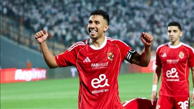 طبيب الأهلي يكشف تفاصيل إصابة محمود حسن تريزيجيه ويطمئن الجماهير