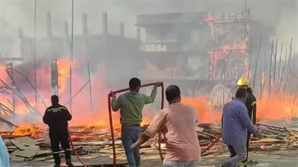عاجل| نشوب حريق داخل مدينة الانتاج الاعلامي في لوكيشن عمل للفنان محمد أنور