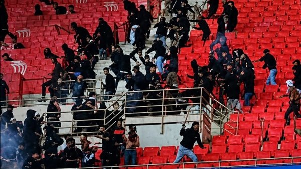 عقوبات قاسية تهز الجيش الملكي والرجاء بعد أحداث الشغب
