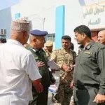 قاضية عدنية تشيد بجهود موظفي الأحوال المدنية رغم محدودية الإمكانات وكثافة الإقبال