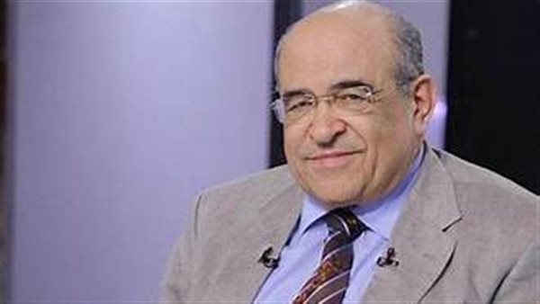 كواليس لقاء وادي النطرون.. مصطفى الفقي يكشف كيف منع انفجار أزمة اعتكاف البابا شنودة قبل أحداث يناير؟