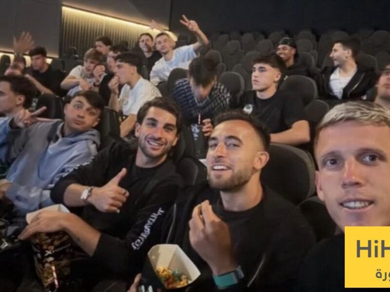 لاعبو برشلونة اجتمعوا في قاعة السينما لمشاهدة مباراة الريال  – نبض مصر