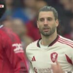مان يونايتد ضد ليفربول.. دومينيك سوبوسلاي يسجل الهدف الأول لـ ليفربول في مرمى مانشستر يونايتد بالدوري الإنجليزي الممتاز