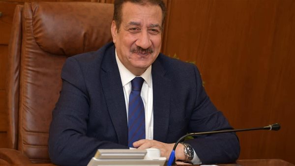 محافظ بورسعيد يحيل مخالفات مدرسة بورسعيد الدولية المتكاملة للغات إلى النيابة
