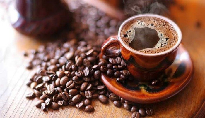 موجة صعود عالمية في أسعار البن العالمية بفعل التوترات الجيوسياسية والضغوط المناخية