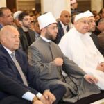 وزير الأوقاف ومحافظ القاهرة يؤديان صلاة الجمعة بمسجد السيدة نفيسة| صور