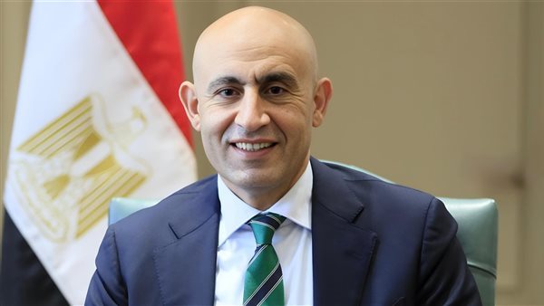وزير التربية والتعليم يعتمد جداول امتحانات الدبلومات الفنية
