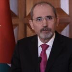 وزير الخارجية الأردني يبحث مع نظيره الأمريكي جهود إنهاء التصعيد في المنطقة