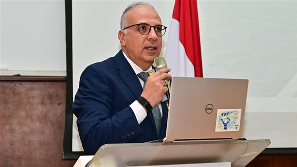 وزير الري يستعرض “استراتيجية الأمن المائي المصري” أمام طلاب جامعة مصر الدولية
