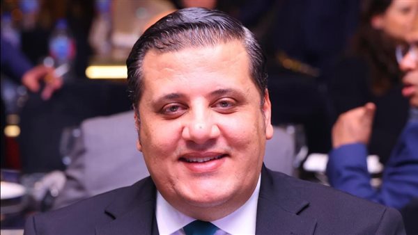 وزير الرياضة يُصدر قرارًا بتعيين مساعد للوزير لتطوير مراكز الشباب والتنمية المجتمعية