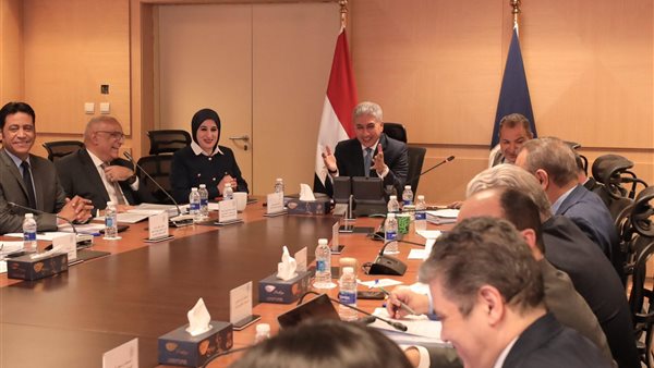 وزير السياحة يترأس اجتماع «الأعلى للآثار».. زيادة في الإيرادات ومعرض جديد بأمريكا- نبض مصر