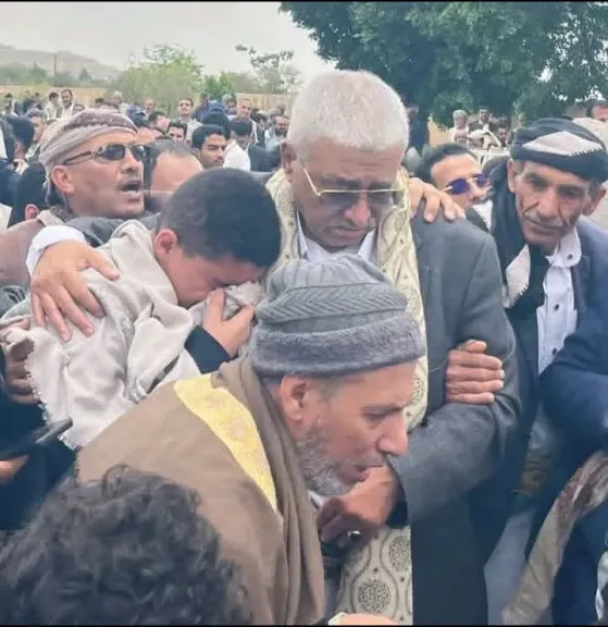 وزير سابق يودّع نجله إبراهيم في مشهدٍ إنسانيٍّ يُذيب القلوب- نبض مصر
