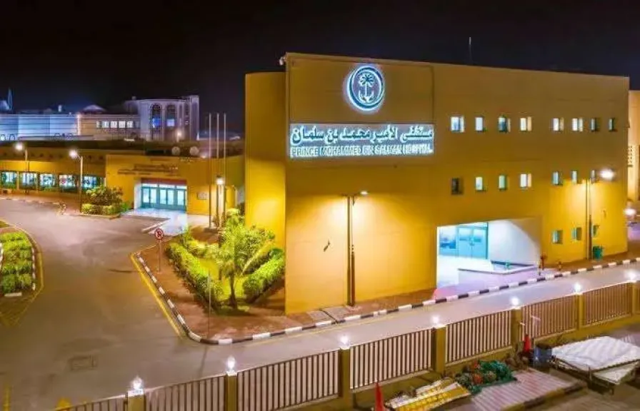 وفاة مواطن أمام بوابة مستشفى الأمير محمد بن سلمان.. ونجله يتهم الإدارة بالتقاعس